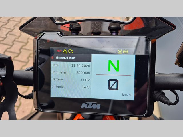 ktm - 1290-super-duke-r-evo