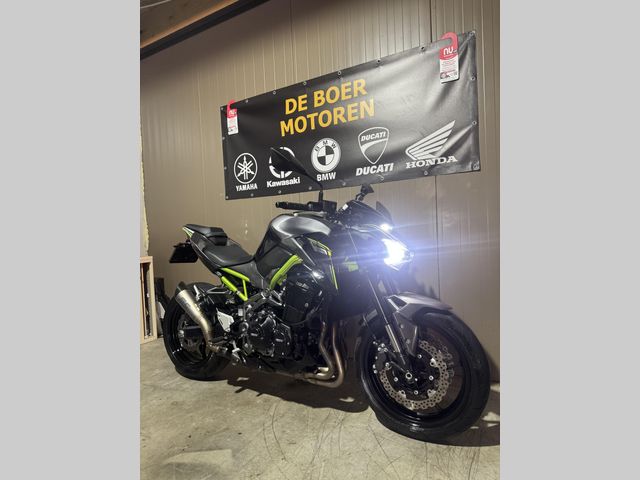 kawasaki - z900