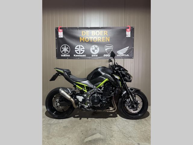 kawasaki - z900