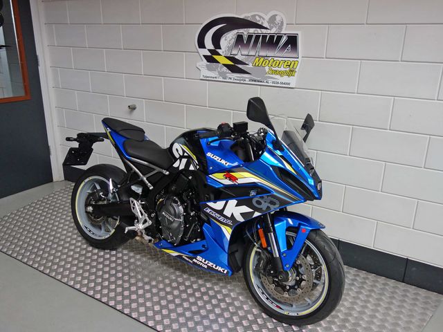 suzuki - gsx-8r