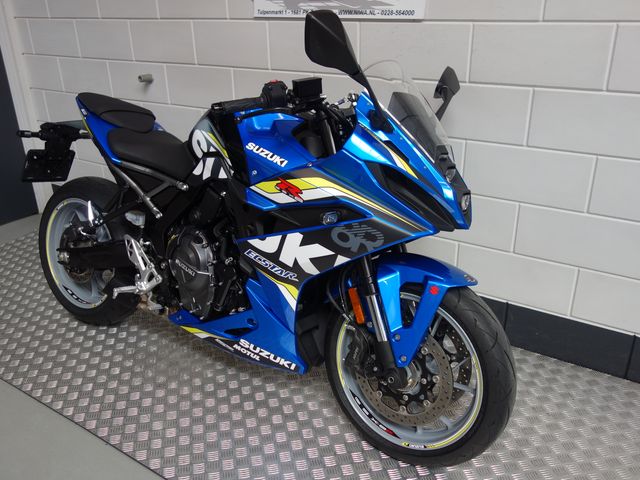 suzuki - gsx-8r