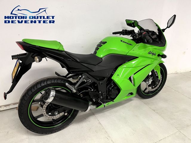 kawasaki - ninja-250-r