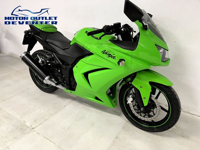 kawasaki - ninja-250-r