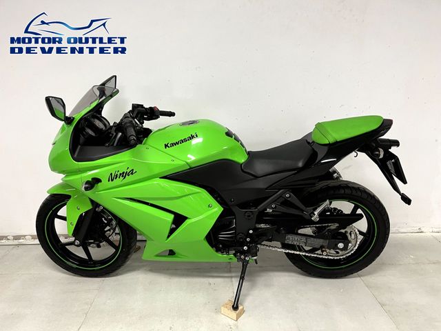 kawasaki - ninja-250-r