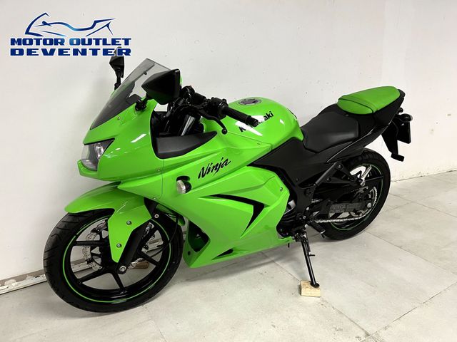 kawasaki - ninja-250-r