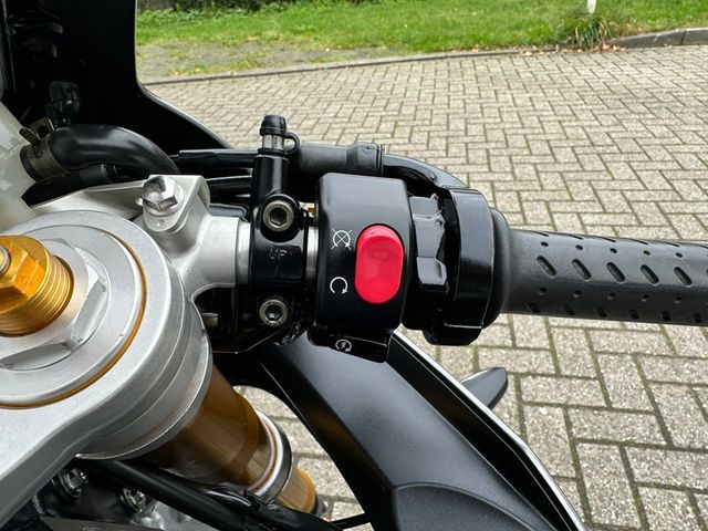 triumph - daytona-675
