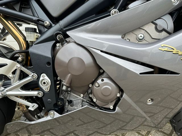 triumph - daytona-675