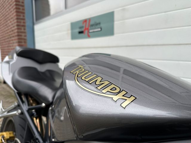 triumph - daytona-675