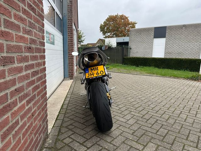triumph - daytona-675