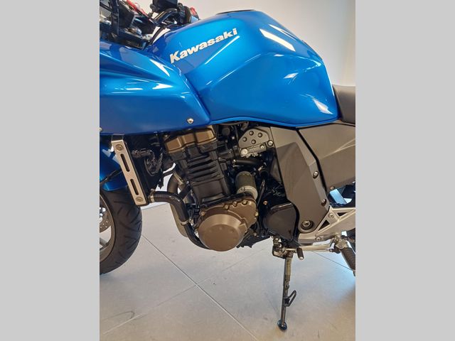 kawasaki - z-750-s
