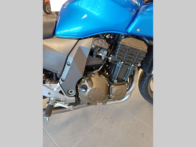 kawasaki - z-750-s