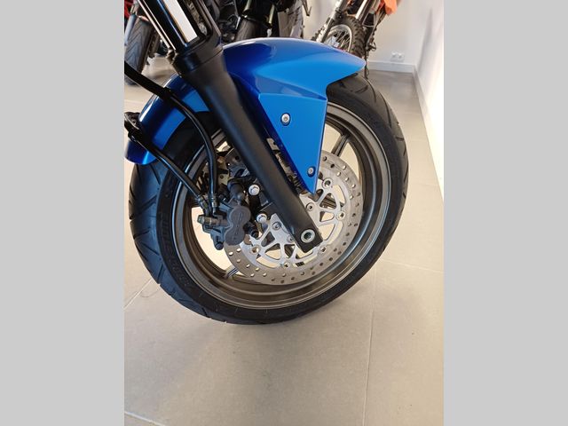 kawasaki - z-750-s