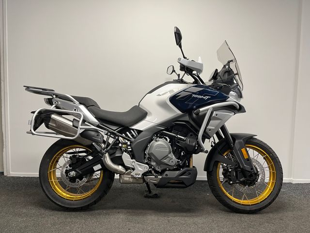 cfmoto - 700-mt-adventure