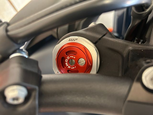 ktm - 890-adventure-r-rally