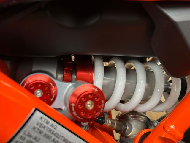 ktm - 890-adventure-r-rally