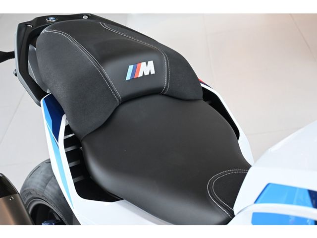 bmw - m-1000-xr