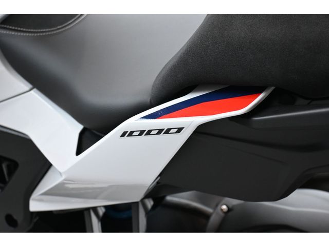 bmw - m-1000-xr