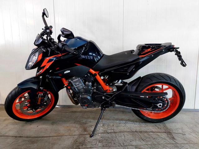 ktm - 890-duke-r