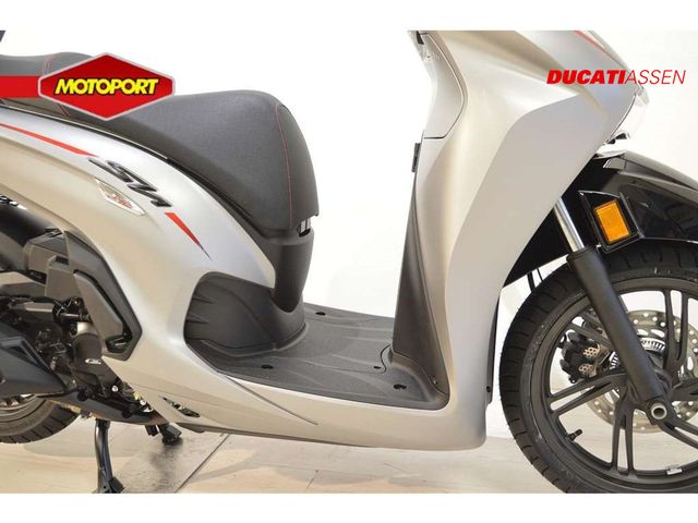 honda - sh-300i---abs