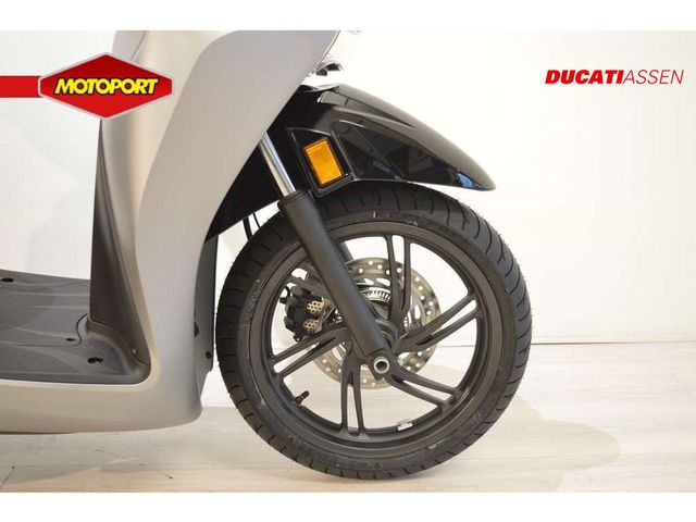 honda - sh-300i---abs