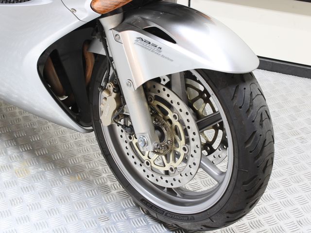 honda - vfr-800-vtec-abs