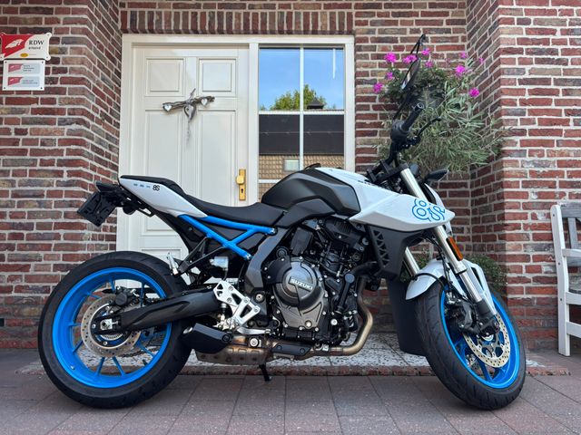 suzuki - gsx-8s