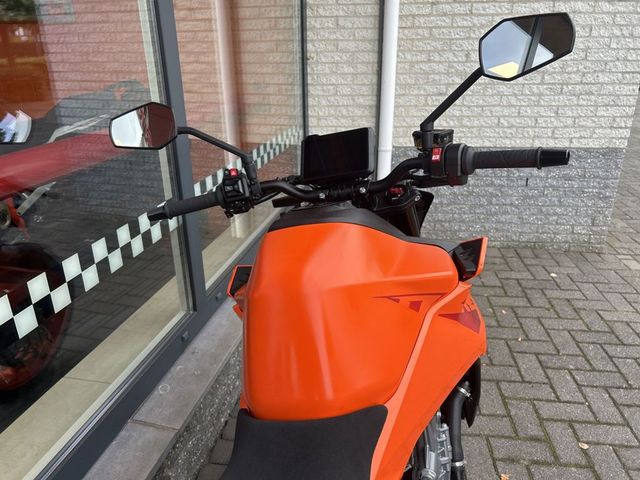 ktm - 990-duke