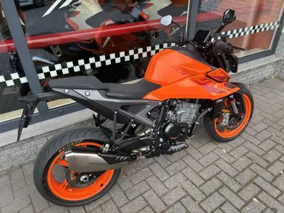 KTM 990 DUKE – foto 3