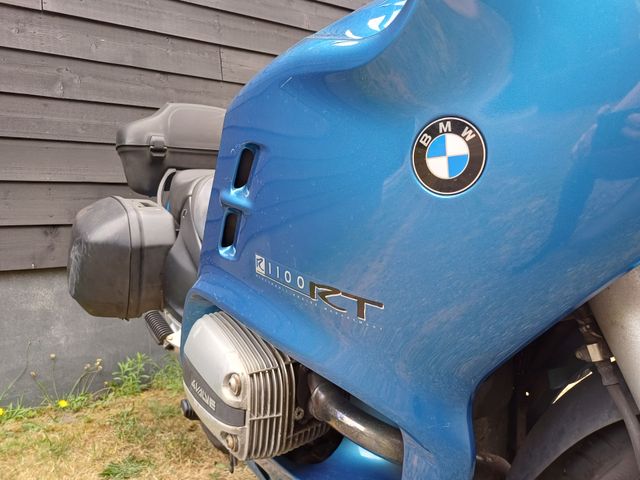 bmw - r-1100-rt