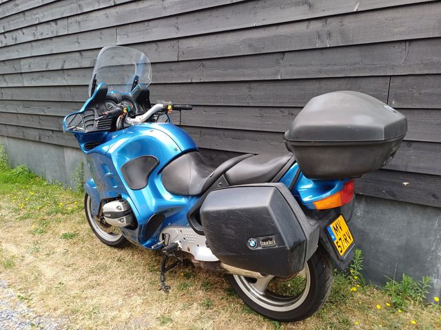bmw - r-1100-rt