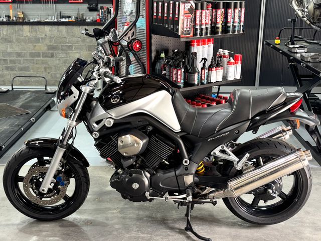 yamaha - bt-1100-bulldog