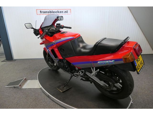 kawasaki - gpx-600-r