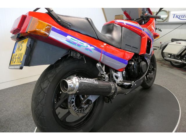 kawasaki - gpx-600-r