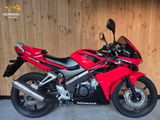 HONDA CBR 125 R