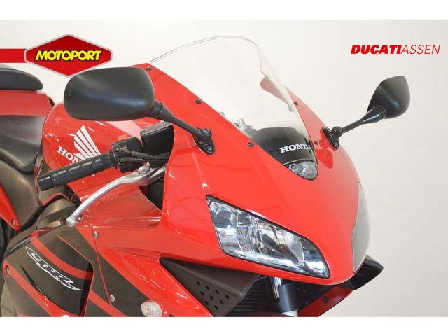 honda - cbr-600-rr