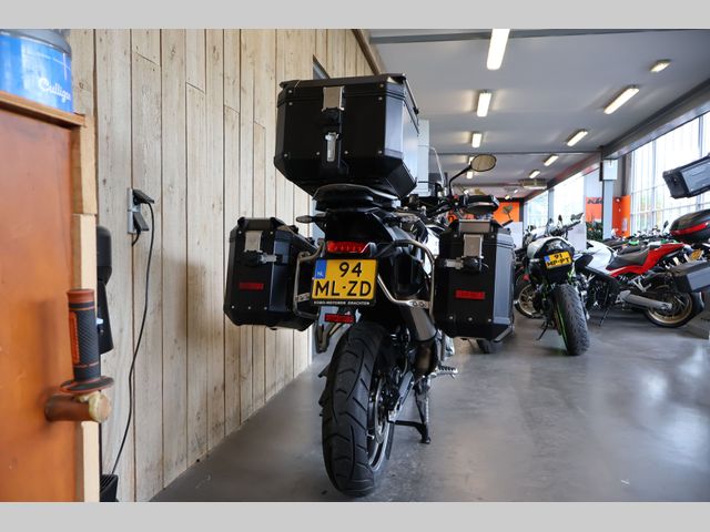 triumph - tiger-900-gt