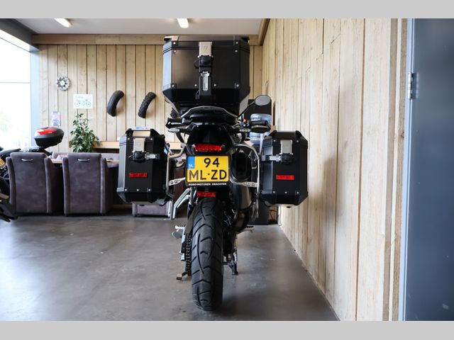 triumph - tiger-900-gt