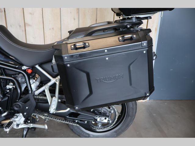 triumph - tiger-900-gt