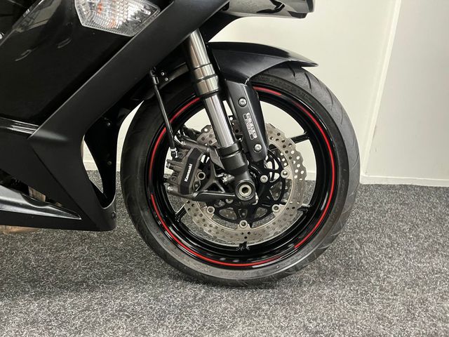 kawasaki - z-1000-sx-abs