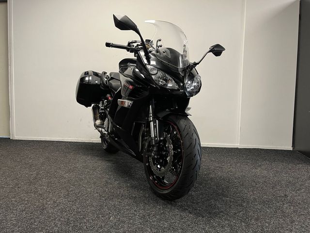 kawasaki - z-1000-sx-abs