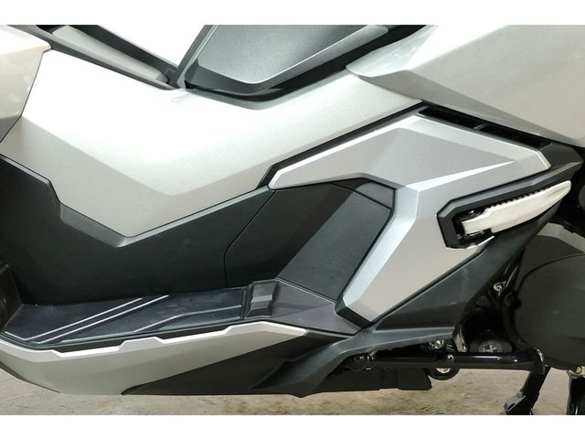 honda - adv-350