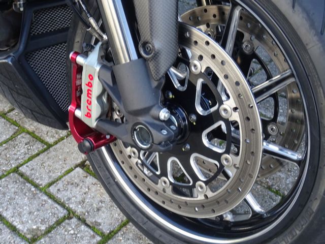 ducati - diavel-carbon