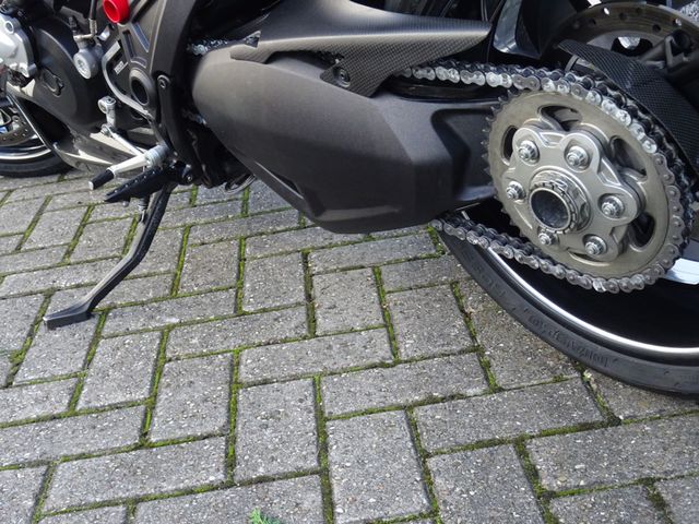 ducati - diavel-carbon