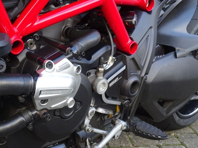ducati - diavel-carbon