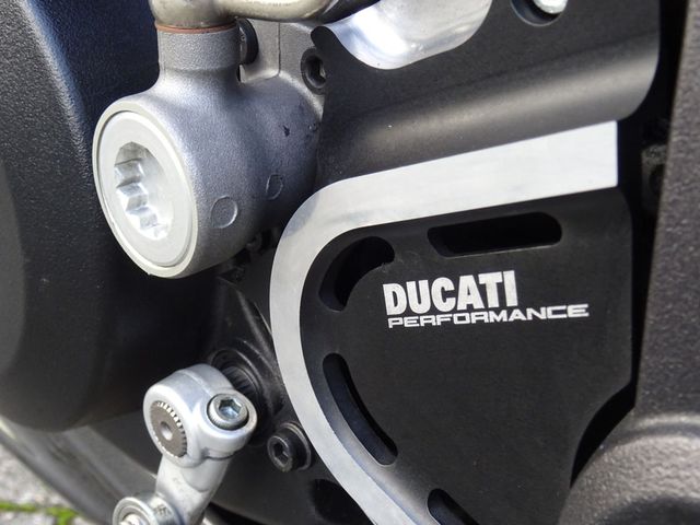 ducati - diavel-carbon