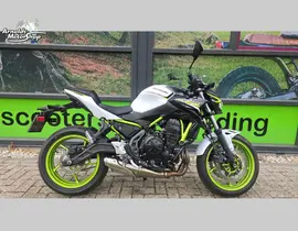 Kawasaki Z650 2021