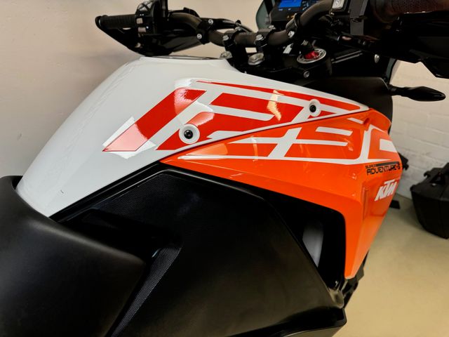 ktm - 1290-super-adventure-s