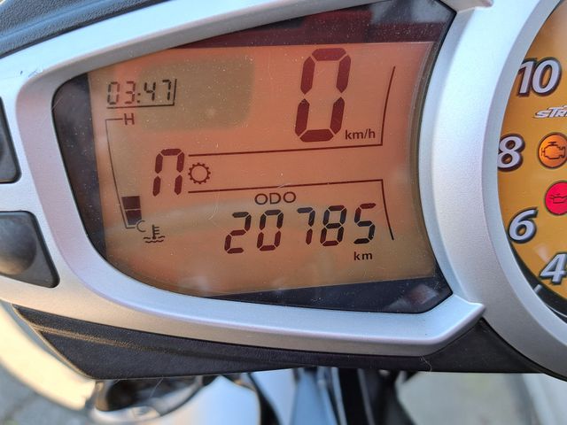 triumph - street-triple-675
