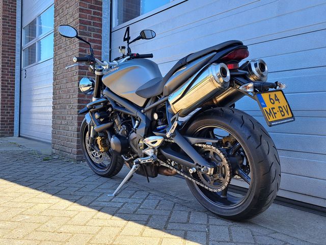 triumph - street-triple-675