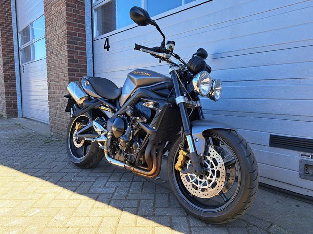 triumph - street-triple-675
